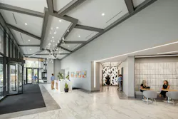 No matter your place in the community—bank employee or executive, community member, visitor—everyone uses the same entry. Throughout the bank are muted and neutral interior schemes, allowing for United Community Bank’s vast collection of Southern art that is prominent throughout the building to stand out. No matter your place in the community—bank employee or executive, community member, visitor—everyone uses the same entry. Throughout the bank are muted and neutral interior schemes, allowing for United Community Bank’s vast collection of Southern art that is prominent throughout the building to stand out.