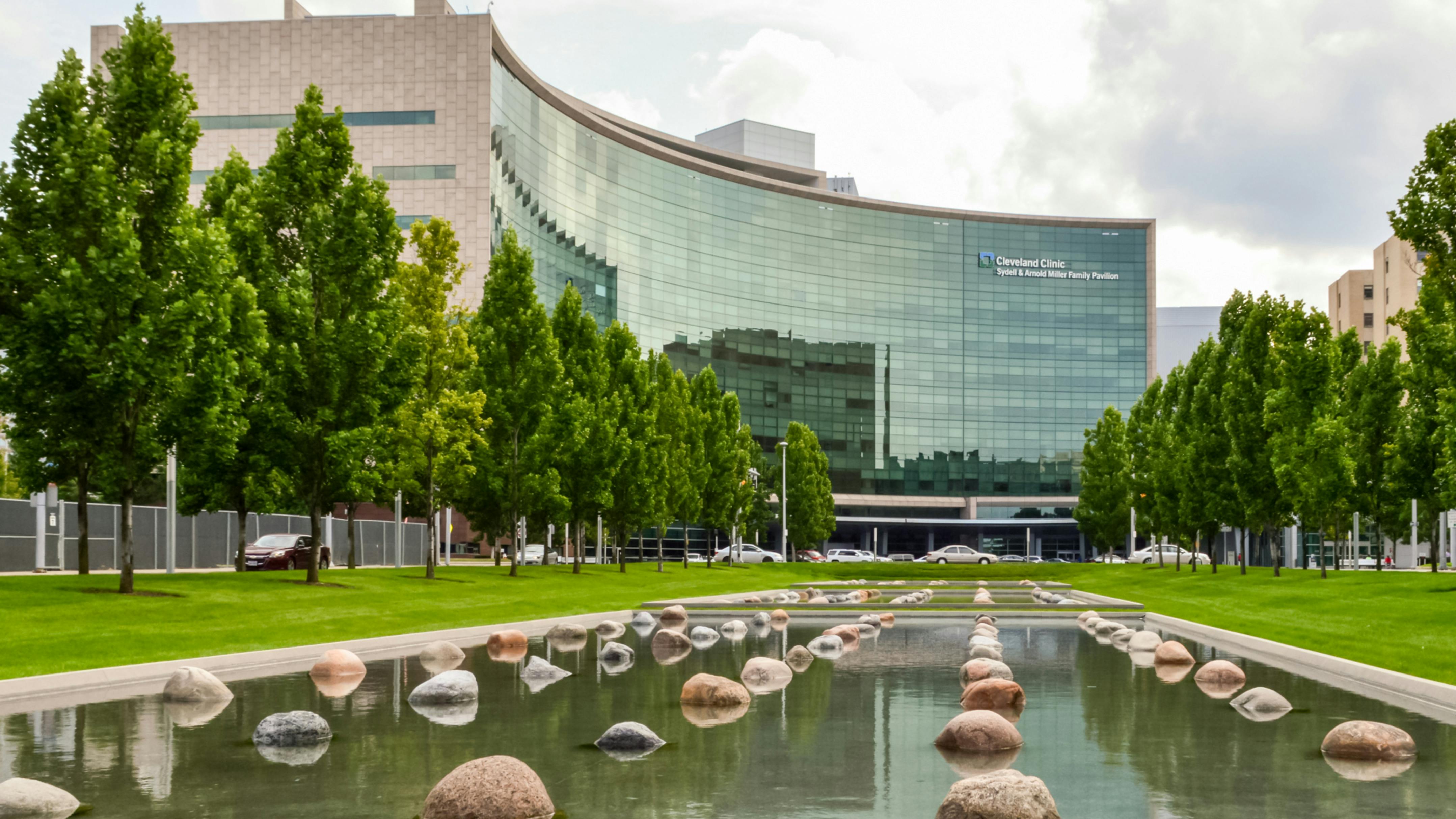 The Cleveland Clinic&rsquo;s Sydell and Arnold Miller Family Pavilion on the clinic&rsquo;s main campus features a reflecting pool. Biophilic features like this can help people feel more connected and comfortable in healthcare facilities.
