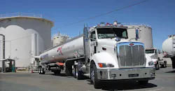 Petroleum tank trailer Petroleum tank trailer