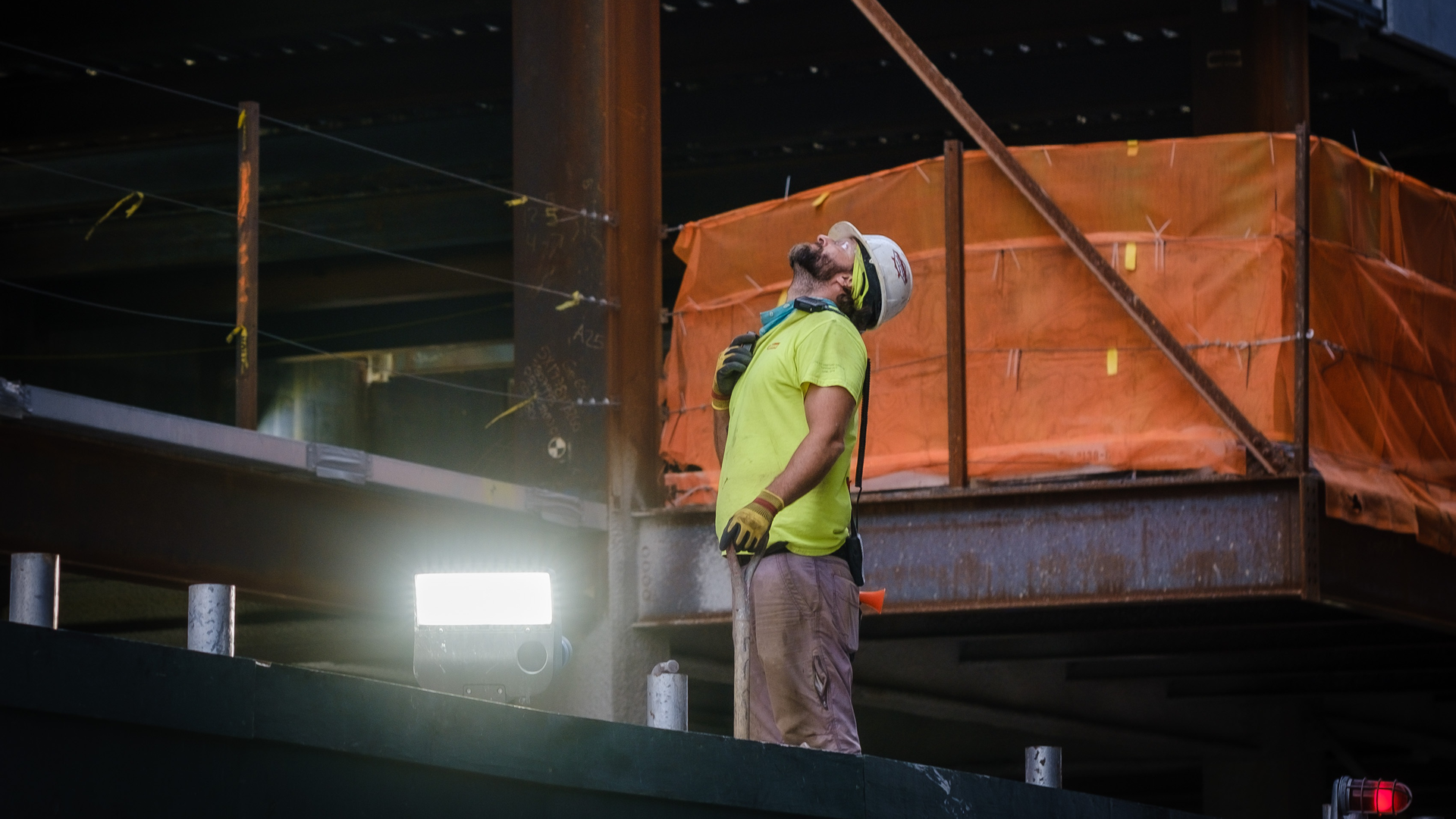 Man 5556152 5f9ae894f3fbe