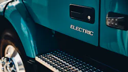 Volvo Vnr Electric Teaser Shot Badge On Door Wide Shot 5fa4606eeed5d Volvo Vnr Electric Teaser Shot Badge On Door Wide Shot 5fa4606eeed5d