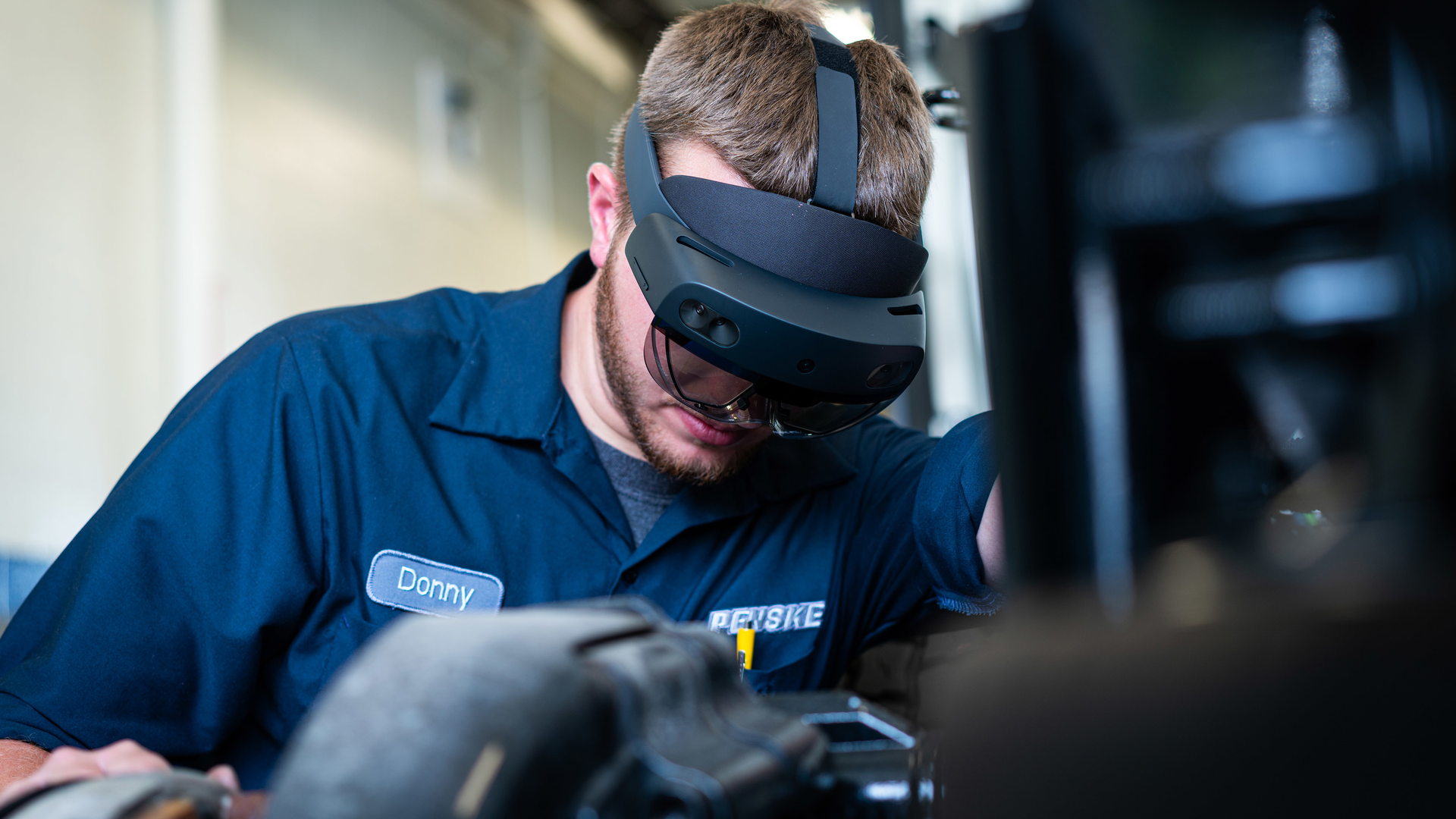 Holo Lens Penske 3 613a733624596 613f63c97e080