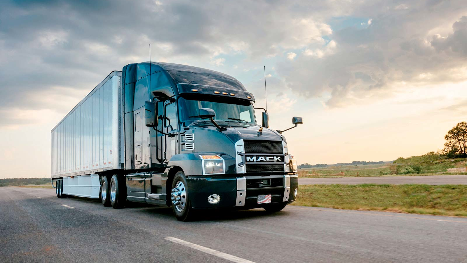 Mack Anthem 61f0768b18c15 61fbde96c9036