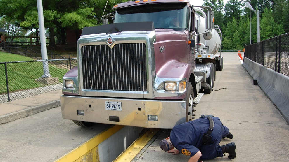 Fleetowner 33467 Cvsa4 1 621e71d7808b3