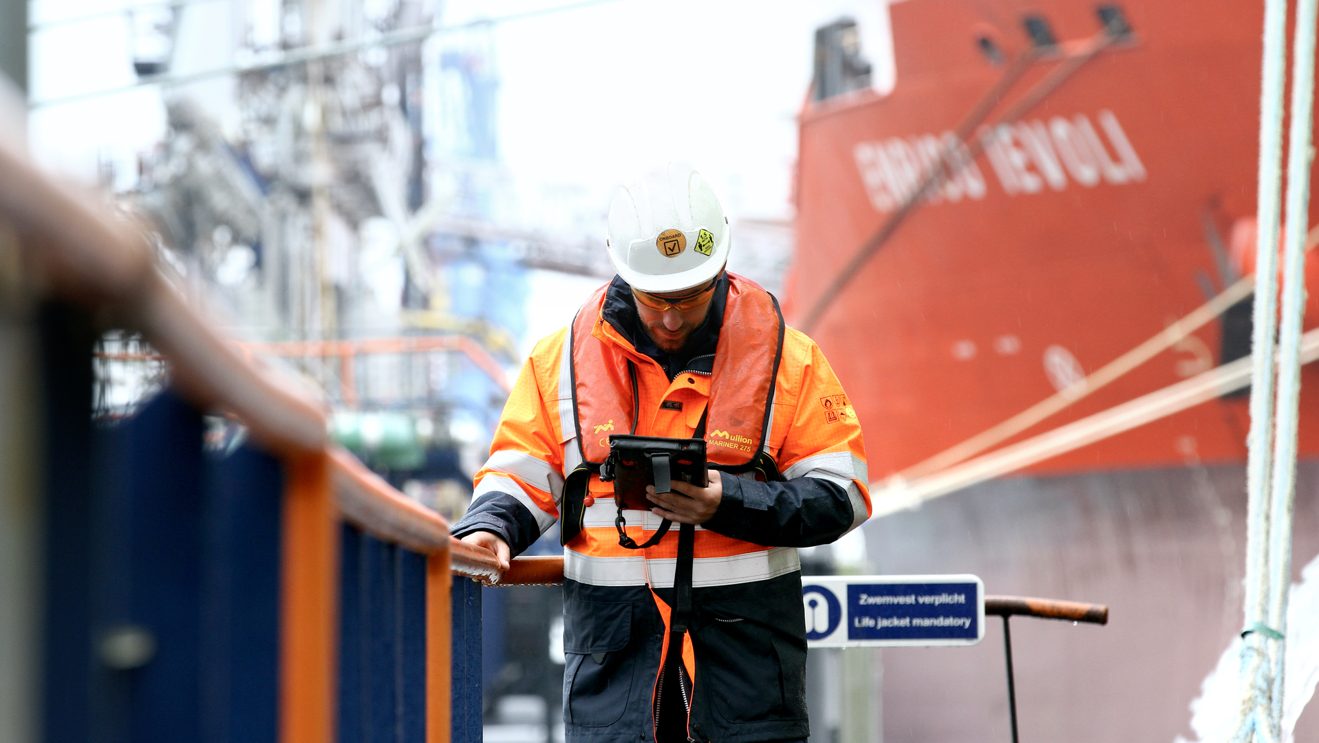 Uab Terminal Employee Bewerkt High 62f2530886b85