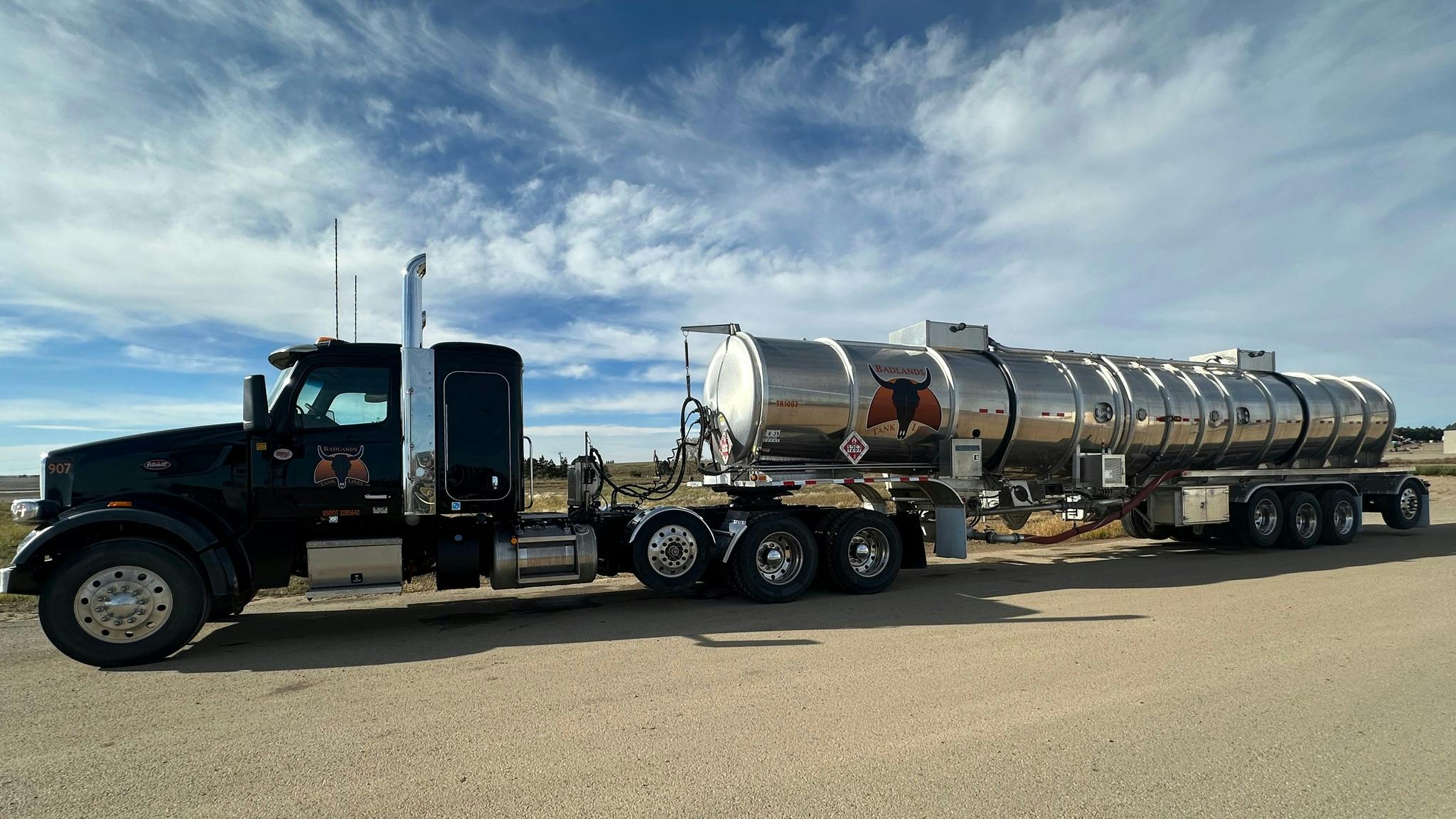 69a5a357e334ae429f72872b Badlands Tank Truck