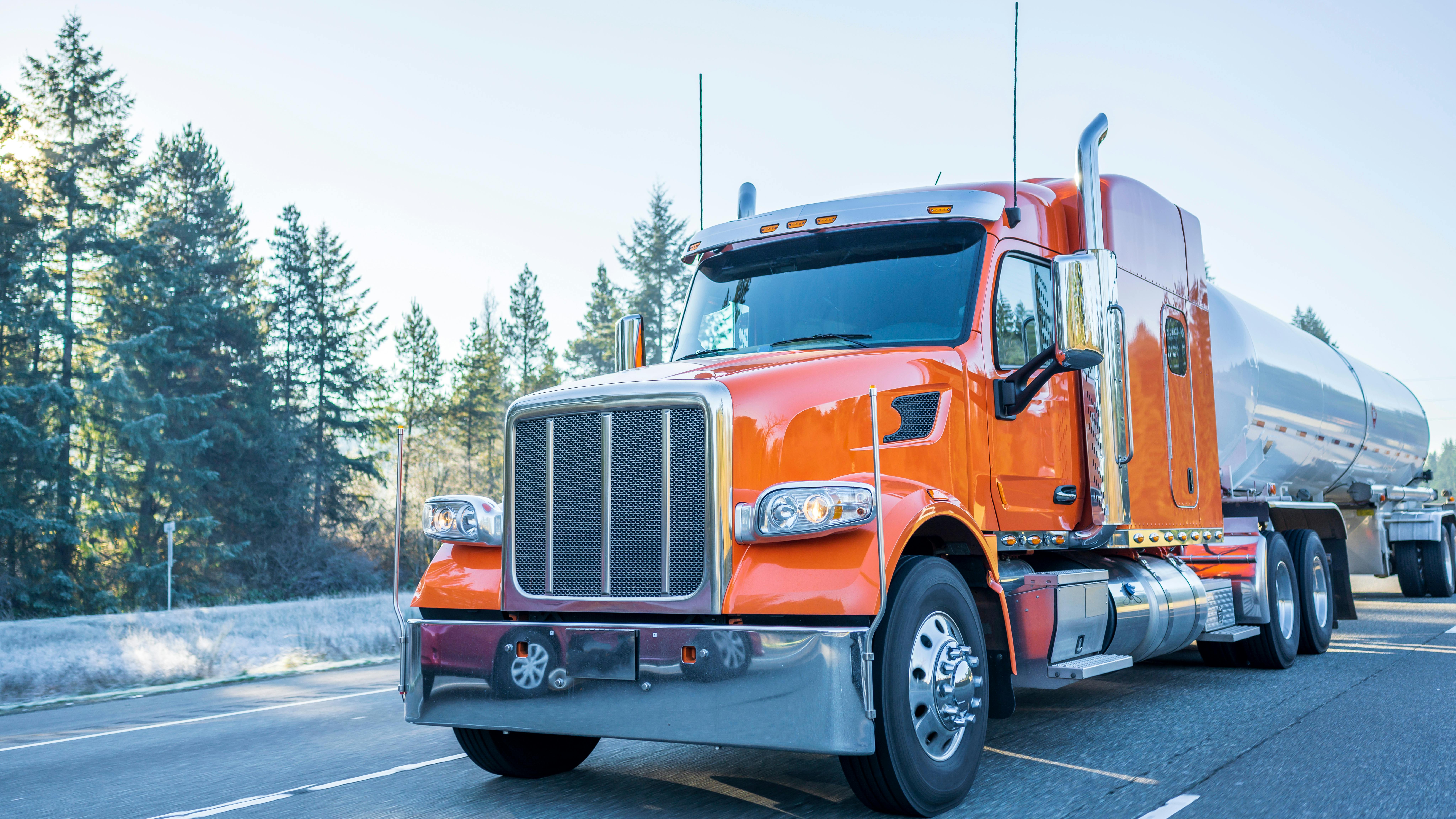 According to ATA data, February's truck freight tonnage rose by 2.6%, marking a notable recovery after a prolonged freight recession, with industry capacity playing a role in amplifying the gain's impact.