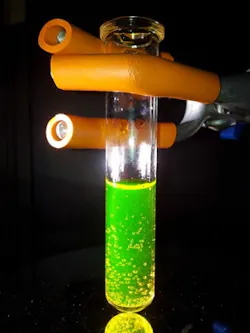 1211-Low-Cost-Catalyst-Splits-Water 1211-Low-Cost-Catalyst-Splits-Water