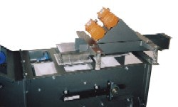 1663372070613 Gough Econ Boot Mounted Feeder