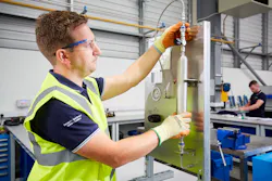 Outfitting new grab-sampling systems begins with an undamaged cylinder, but the stresses of regular use can cause cylinders to degrade over time. That is why it is crucial to implement a proactive sample cylinder maintenance program. Outfitting new grab-sampling systems begins with an undamaged cylinder, but the stresses of regular use can cause cylinders to degrade over time. That is why it is crucial to implement a proactive sample cylinder maintenance program.