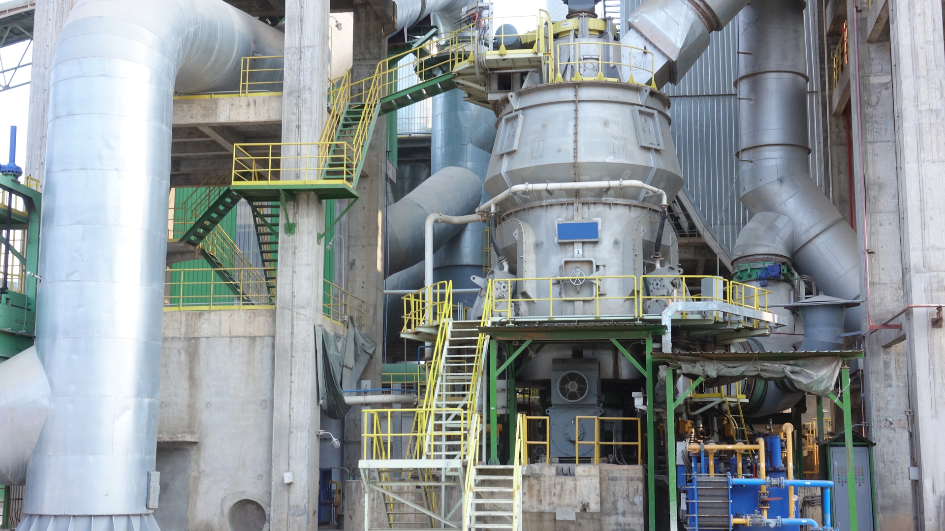 Shutterstock 1047192802