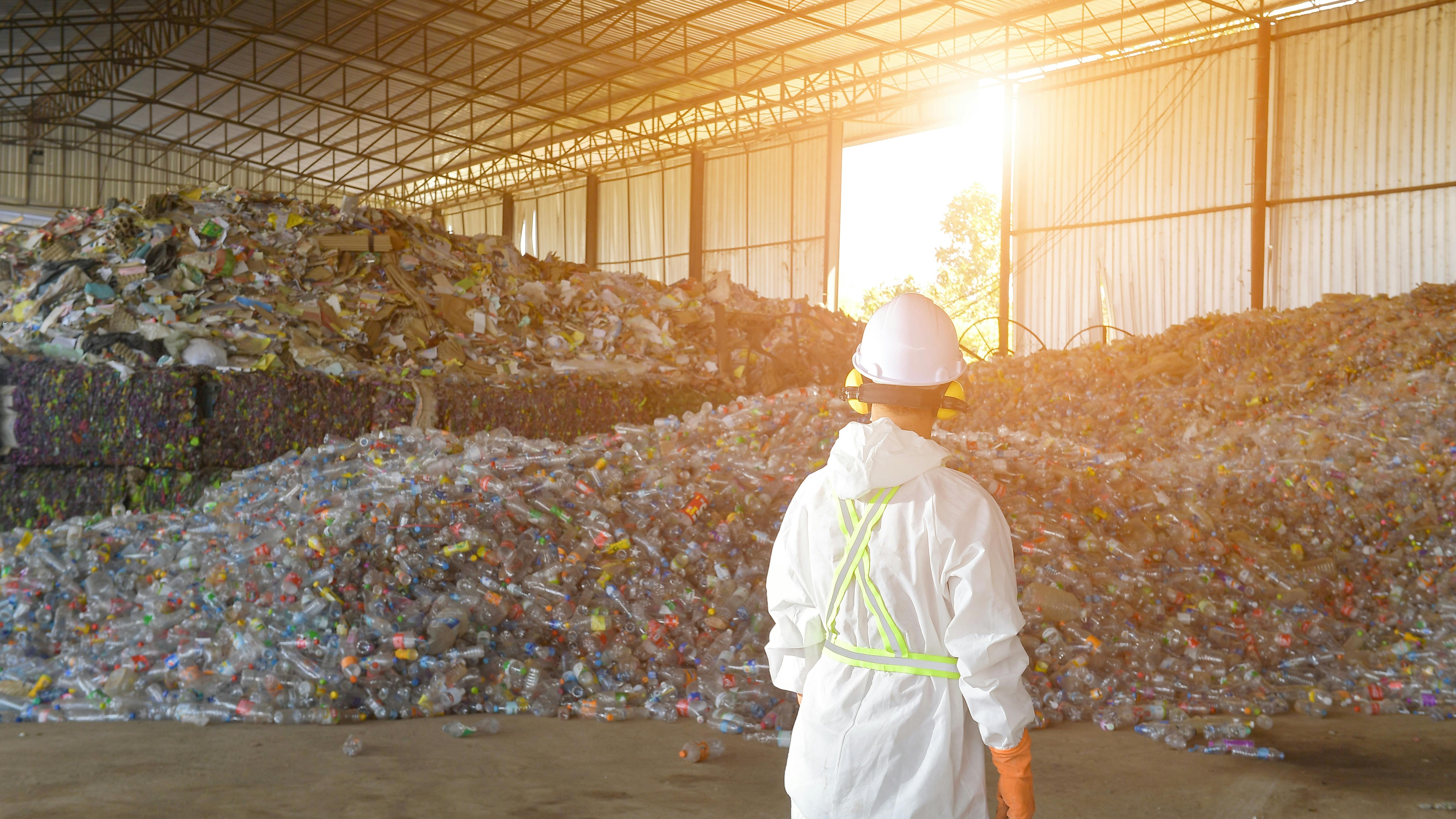 Recycling Plant Uses Superheated Water to Tackle Plastic Waste