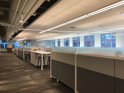 Kraus-Anderson's VP of information technology, Mike Benz, pointed out that the headquarters' open ceiling architecture makes the discreet nature of a passive optical LAN attractive.