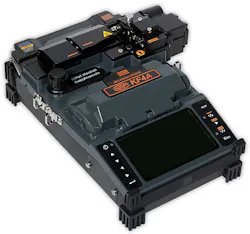 Active cladding alignment fusion splicer performs 5 all-in-one functions Active cladding alignment fusion splicer performs 5 all-in-one functions