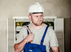 Electrician 2755686 960 720 5ddda193ebd34 Electrician 2755686 960 720 5ddda193ebd34