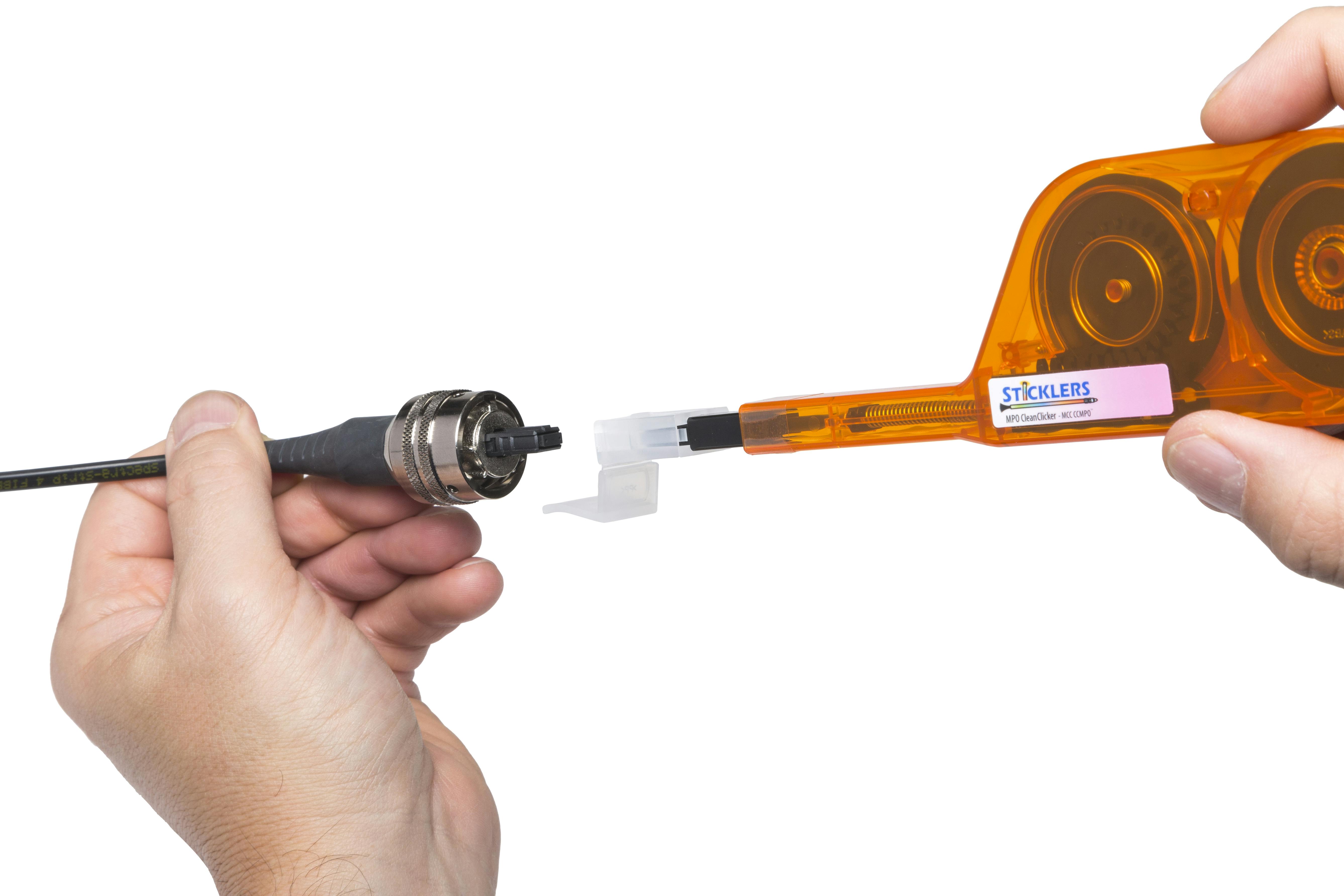 Click-to-clean tools offer fast, efficient cleaning, reducing maintenance time in high-density AI and telecom networks.