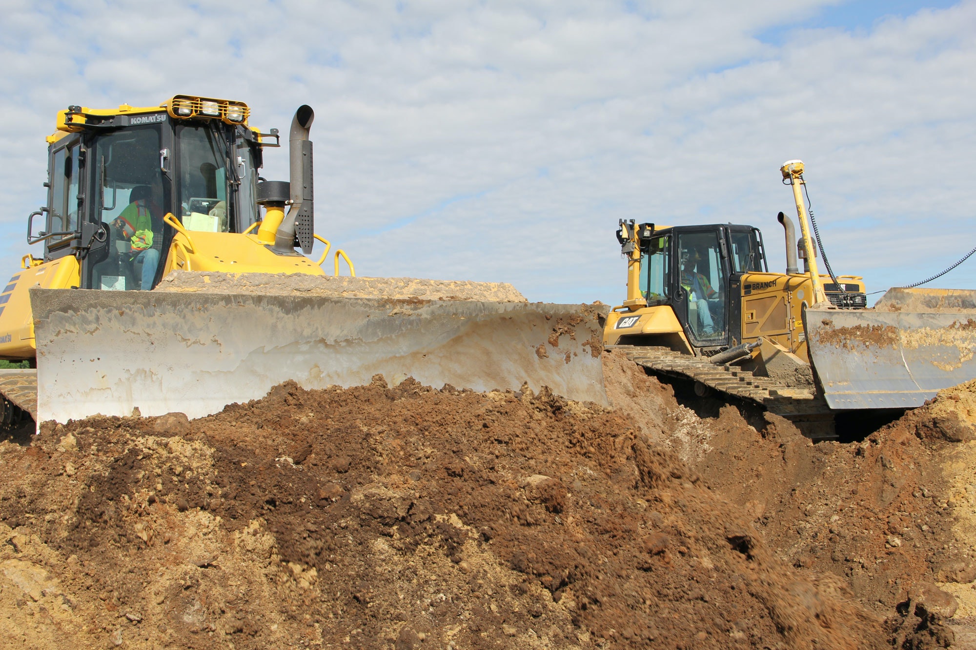 1654666599849 Branchcivildozers