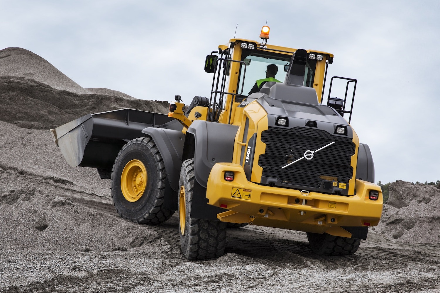 1654666666805 Volvowheel Loader