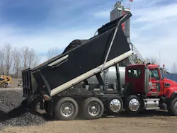 1654666789622 Reversingtruck 1654666789622 Reversingtruck