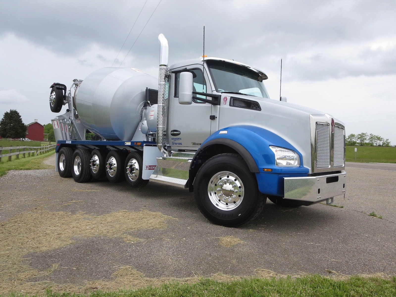 1654723131059 Kenworth T880 Open