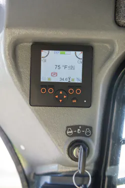 Gehl-V420-display Gehl-V420-display