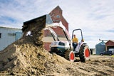 cex0907_MA_BobcatTractor