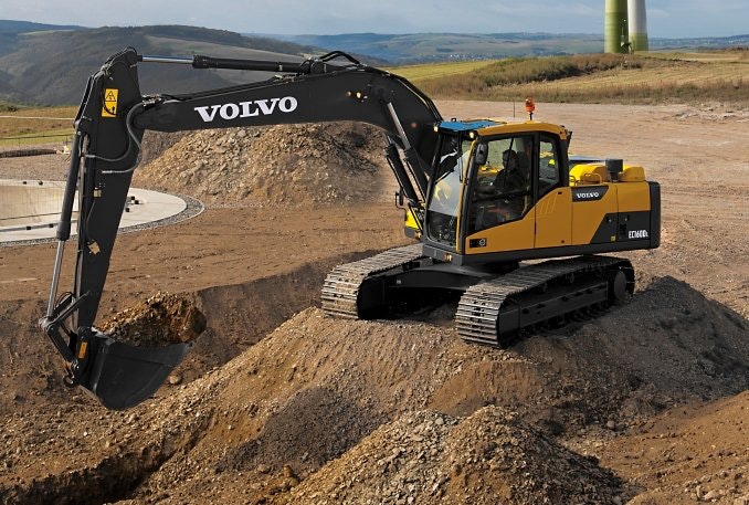 1654786409857 Volvo Excavator