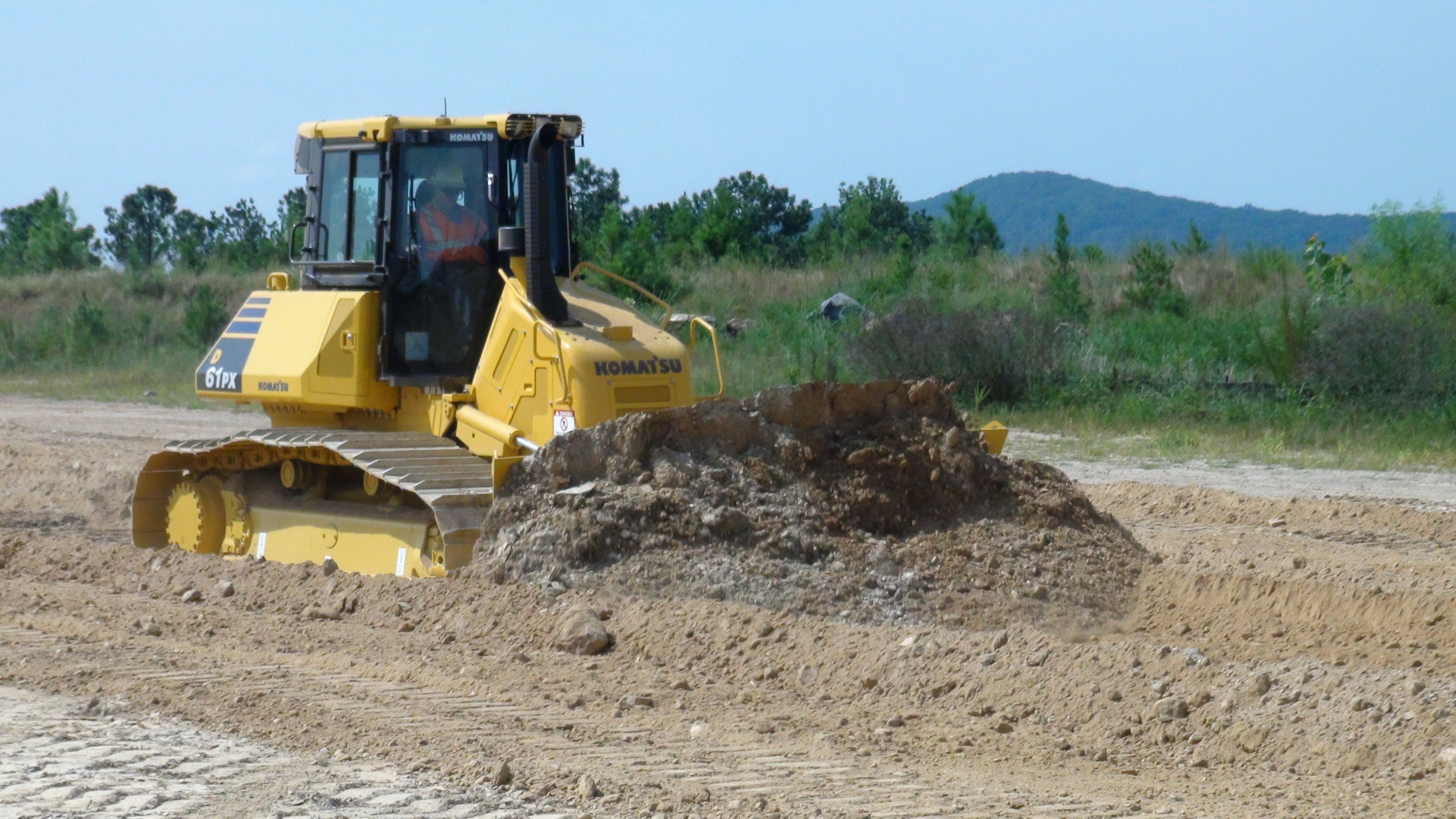 Komatsu D61PX-23 dozer_0