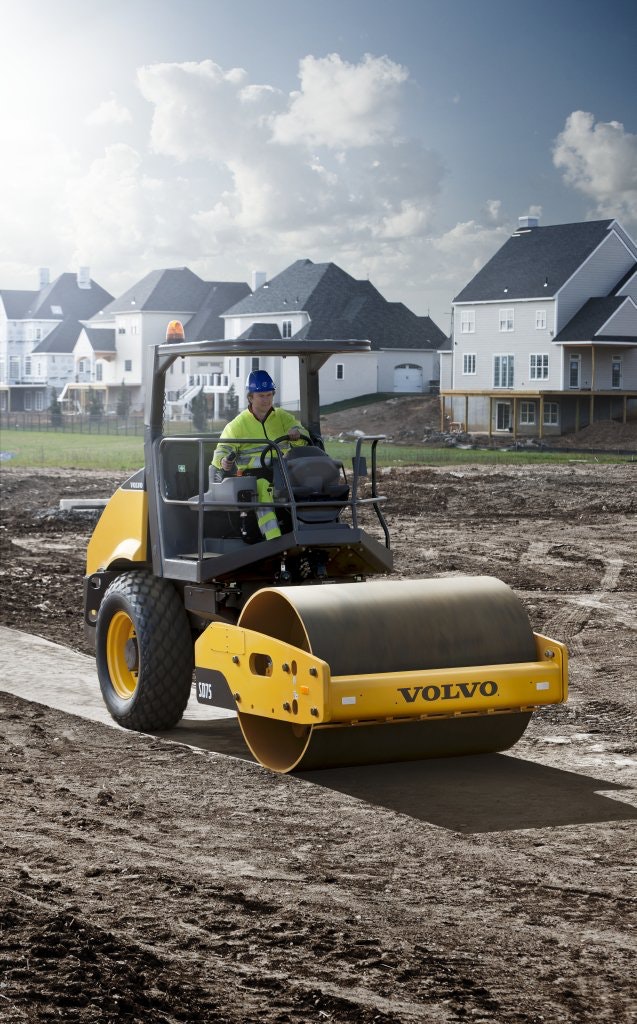 Volvo SD75 soil compactor