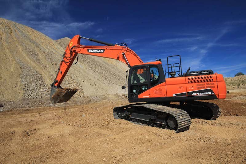 Doosan DX255LC 5 excavator