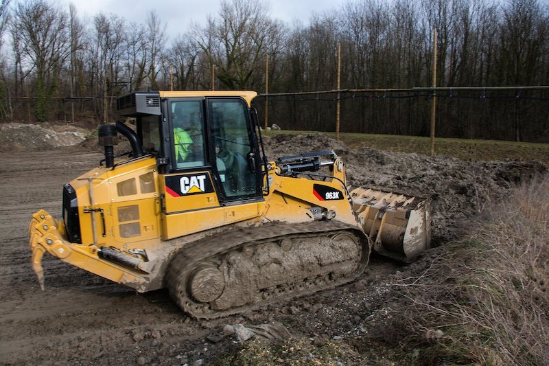 1654797978264 Cat 963k Track Loader