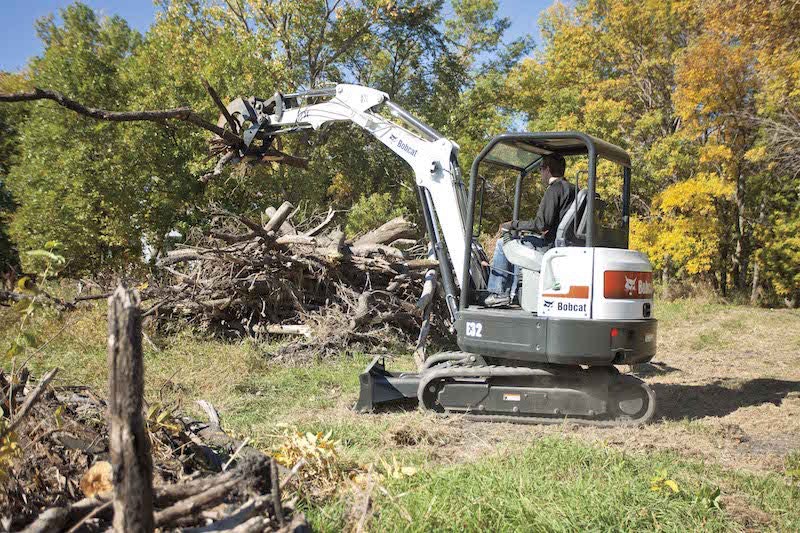 Bobcat E32 excavator