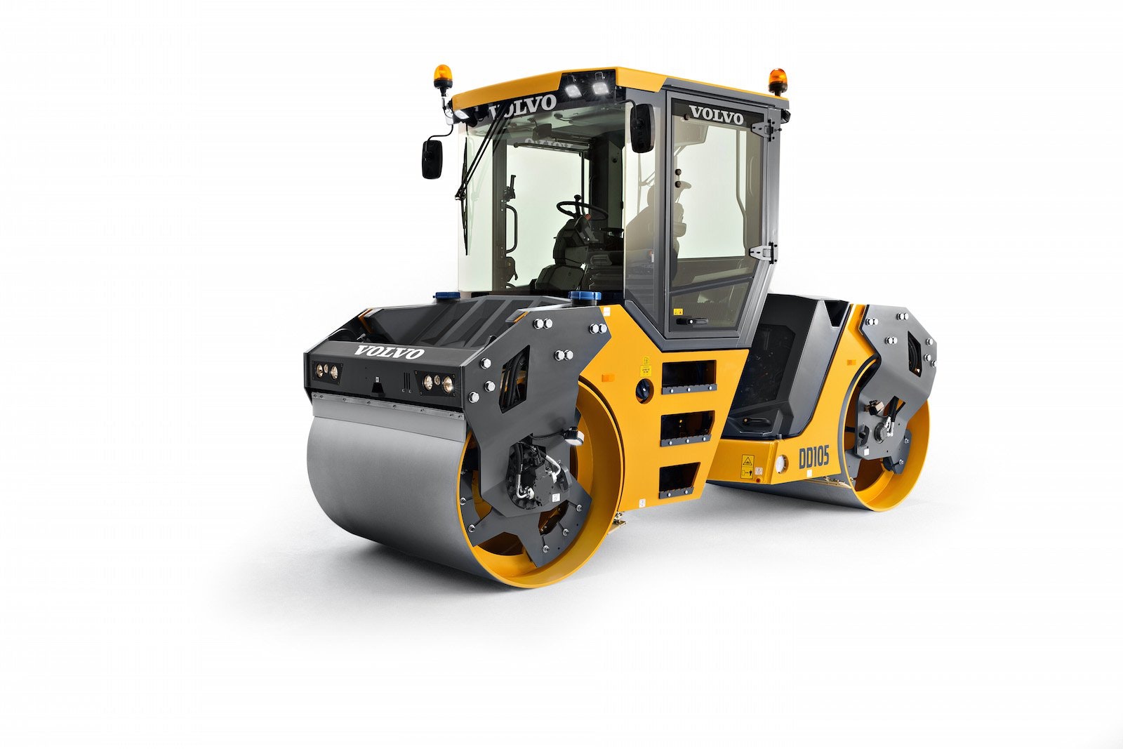 Volvo_DD105_compactor