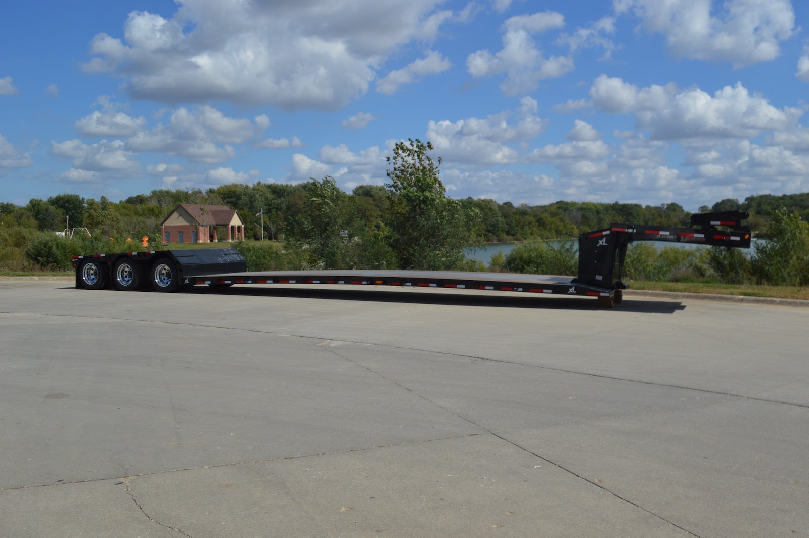 1654799562727 Xl 80 Trailer