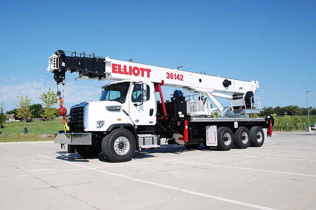 Elliott-36142-boom-truck