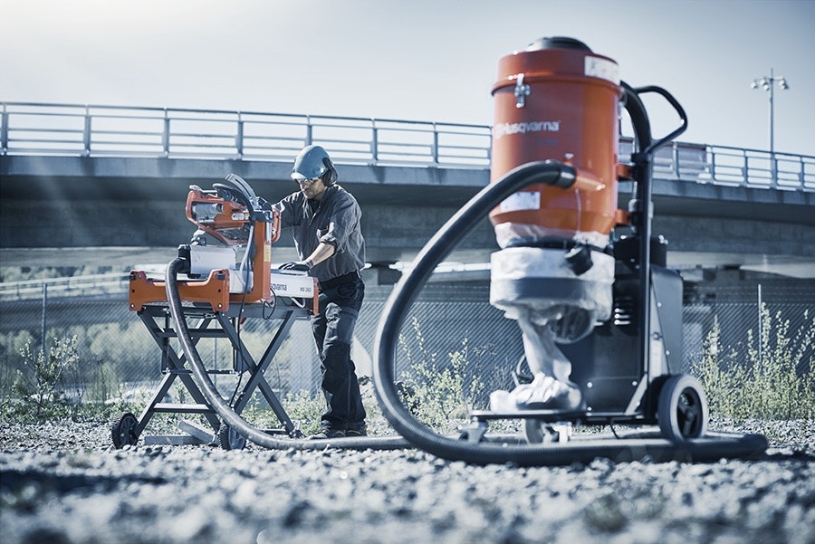 Husqvarna-MS 360-Vac-Attachment