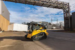 1654807495175 Johndeerepalletfork 1654807495175 Johndeerepalletfork