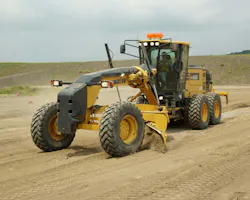 1654811437447 Komatsugd6557motorgrader 0 1654811437447 Komatsugd6557motorgrader 0