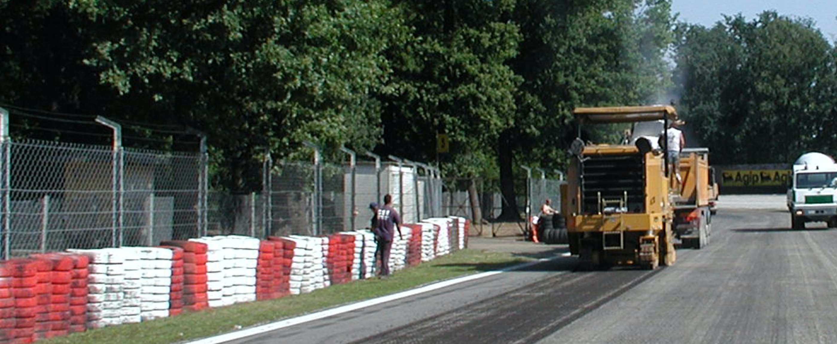 CM20200228-37d31-c79af