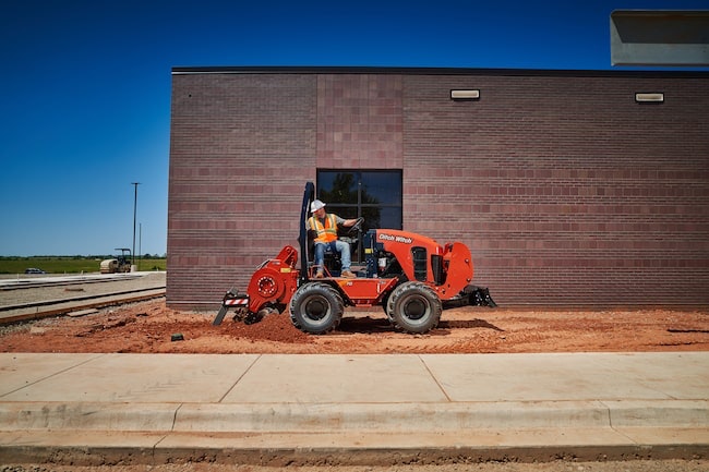 Ditch-Witch-RT70-trencher