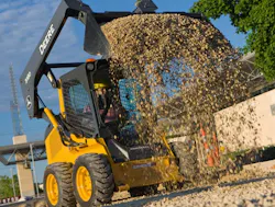 cex0911_MA_JohnDeere_Anchor cex0911_MA_JohnDeere_Anchor