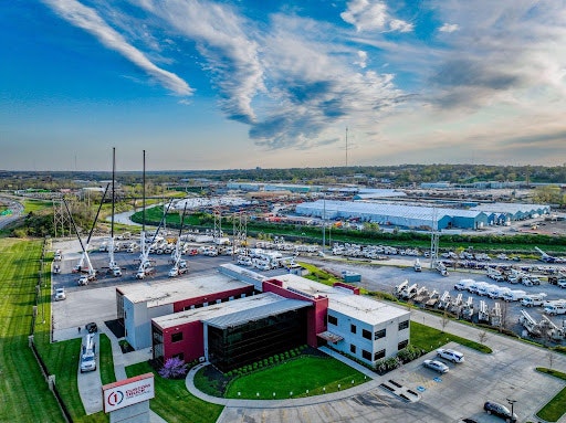 1656355708180 Customtruckonesourcehq