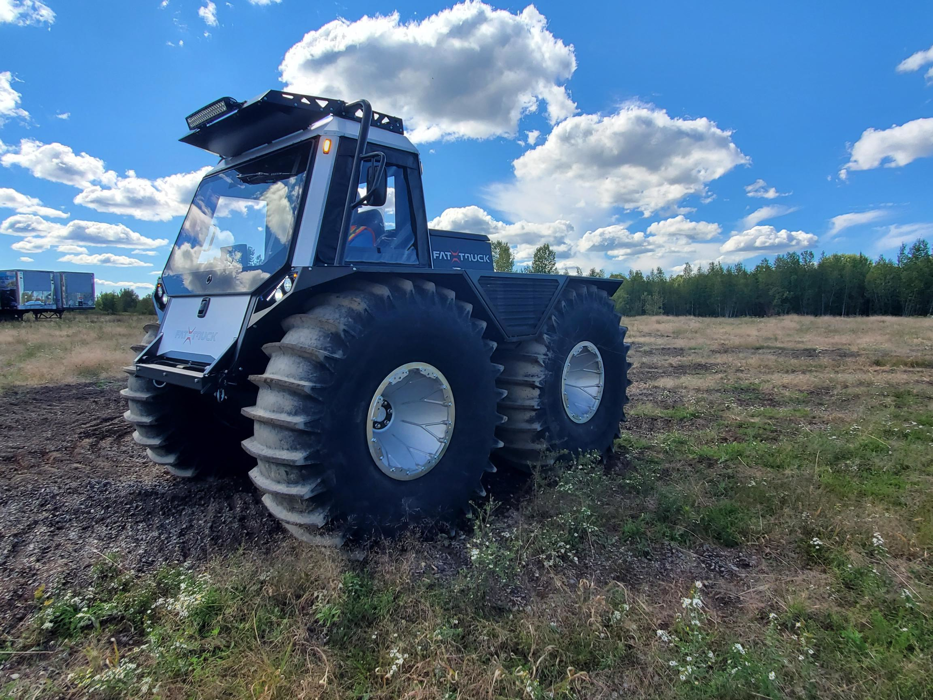 Fat Truck 6328a97d4ba3b