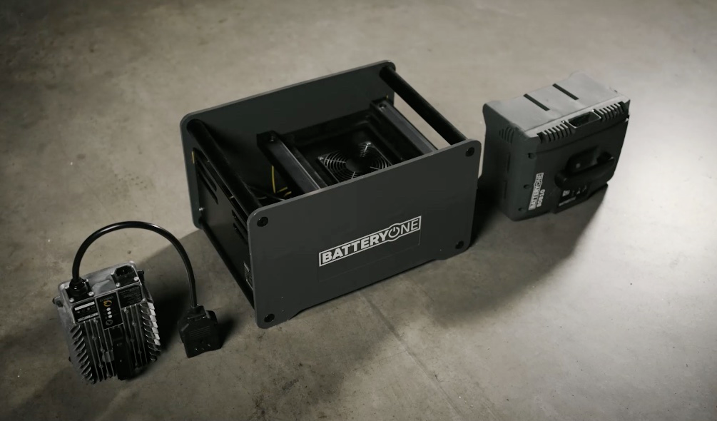 Battery One 637e4a841a668