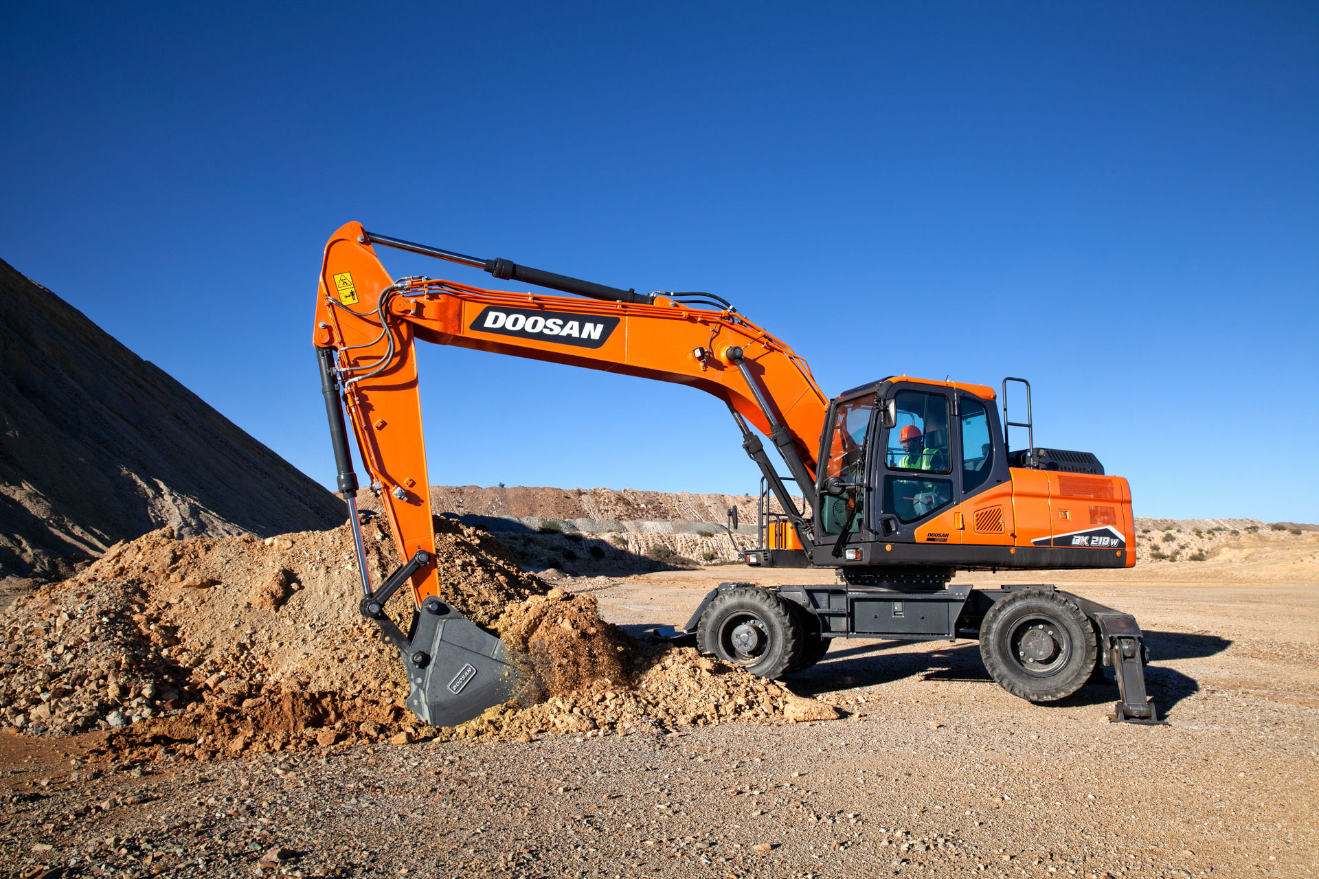 Doosan Dx210 W 7 Wheel Excavator