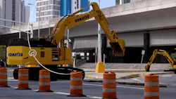 Komatsu Pc210 E Excavator 63dfedd316a86 Komatsu Pc210 E Excavator 63dfedd316a86