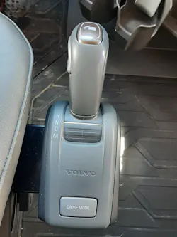 The I-Shift’s selector can be placed in Drive and left alone or moved to Manual and gears changed to suit conditions. The Drive Mode button switches the tranny’s behavior among Economy, Standard, and Performance settings, raising or lowering gear-change points to save fuel, gain performance, or obtain a mix of both. The I-Shift’s selector can be placed in Drive and left alone or moved to Manual and gears changed to suit conditions. The Drive Mode button switches the tranny’s behavior among Economy, Standard, and Performance settings, raising or lowering gear-change points to save fuel, gain performance, or obtain a mix of both.