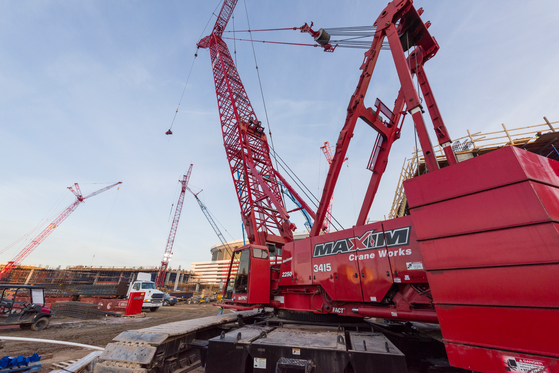 Maxim Crane Works will remanufacture 14 of its Manitowoc 2250 crawler cranes.