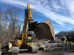 Werk-Brau D-Lock tilt coupler for excavators Werk-Brau D-Lock tilt coupler for excavators