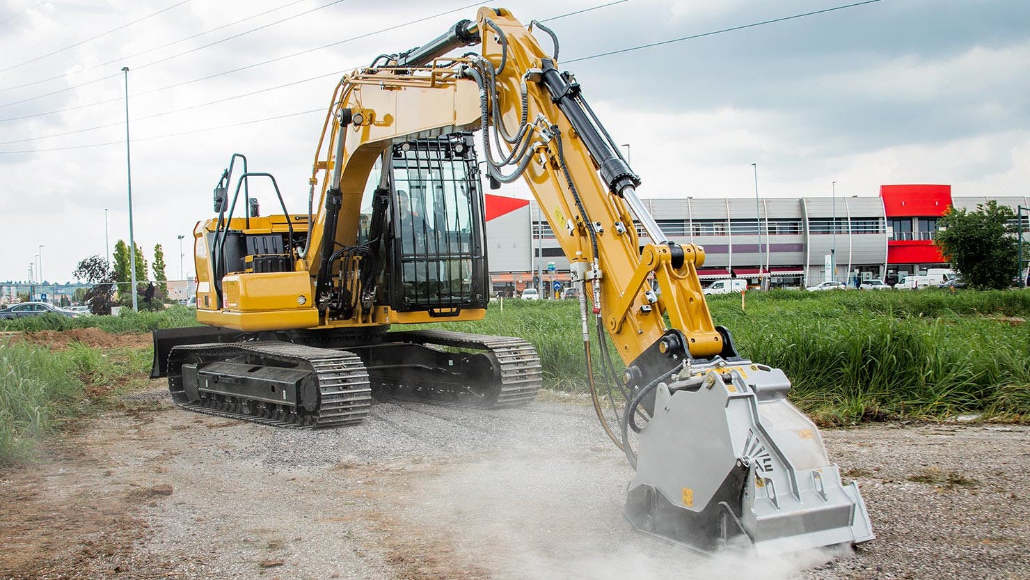 RPL/EX road planer attachment on site.